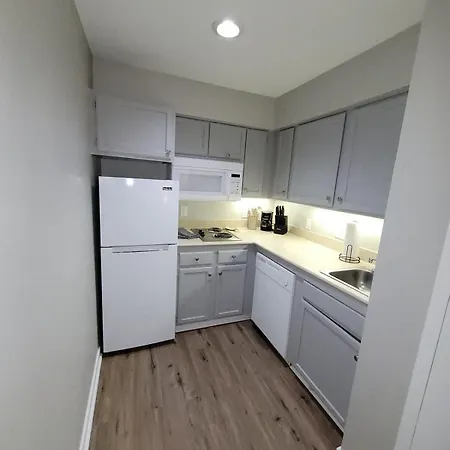 Ferienwohnung Aksarben Gem-Easy Access To I-80 Omaha Exterior foto
